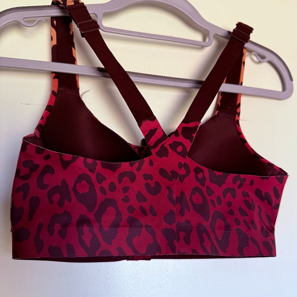 VICTORIA'S SECRET Incredible Knockout Ultra Max Sport 32DD Red leopard print - Picture 2 of 3